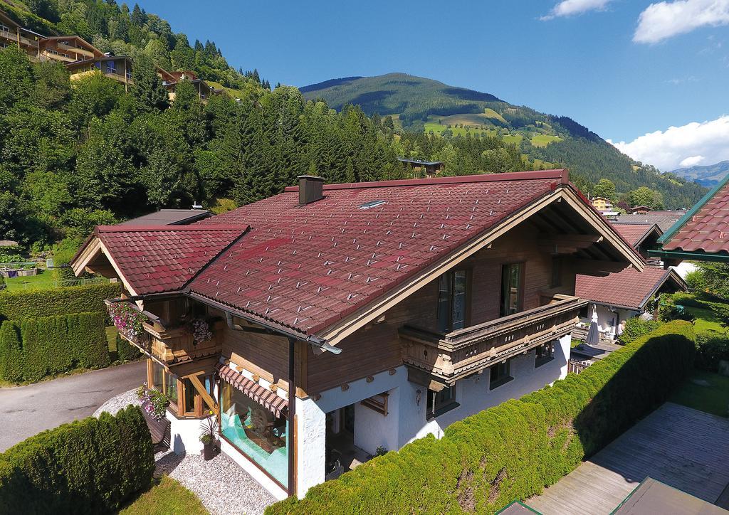 Landhaus Schattbergblick Hotel Viehhofen Buitenkant foto